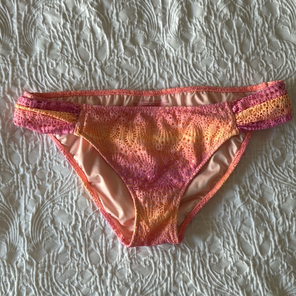 Bikini bottom
